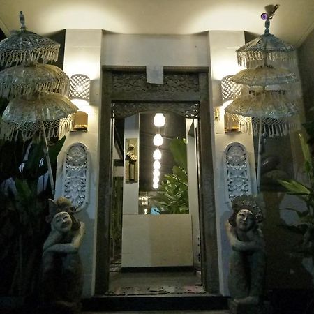 Pondok Sutya Hotel Kuta Lombok Exterior foto